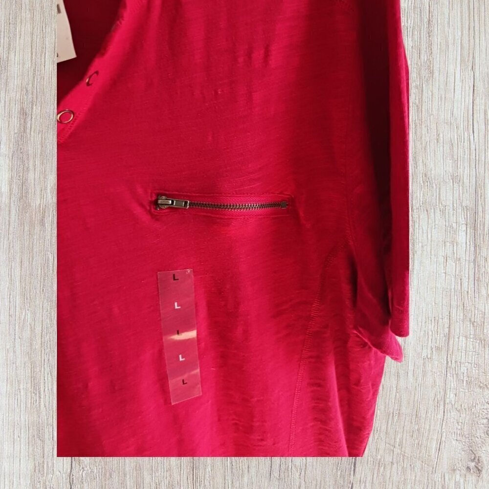 I-N-C canyon Red Men Tee With Grommet Detail & Zipper Pocket Size Large - Picture 9 of 10